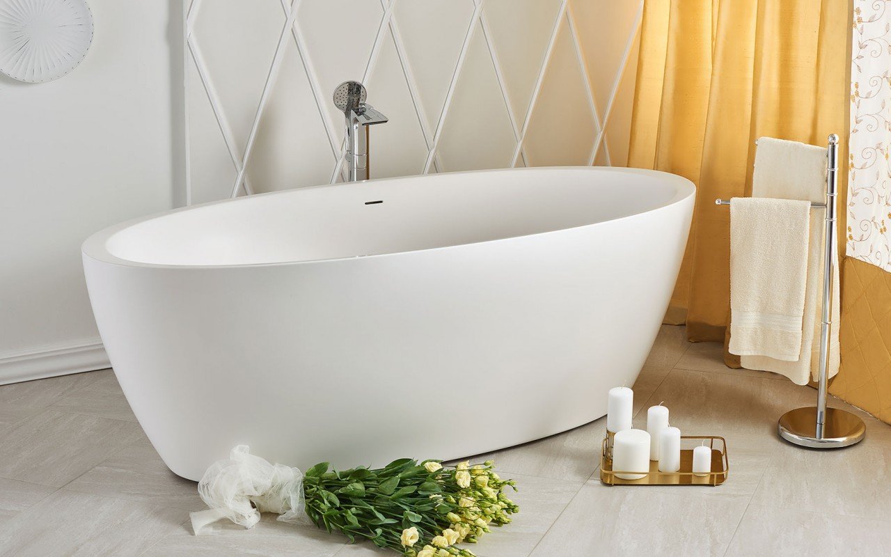 Sensuality wht freestanding oval solid surface bathtub by Aquatica 06 04 16%E2%80%93%E2%80%9314 07 31 WEB