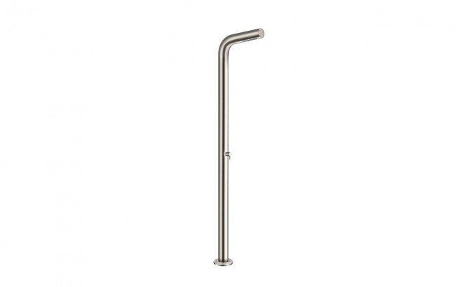 Gamma 520 freestanding outdoor shower 01 (web)