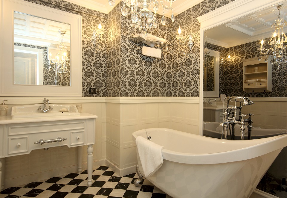 Классический дизайн бежевой ванной комнаты классика фото 507914332